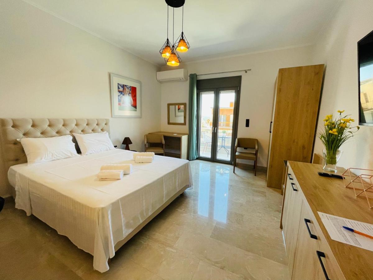 Xenios Suites Ligourión Exteriér fotografie